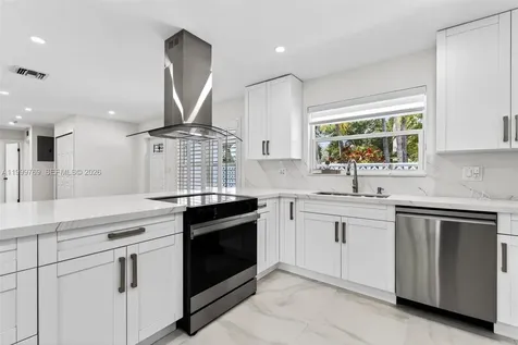 4010 NE 22nd Avenue Lighthouse Point FL 33064