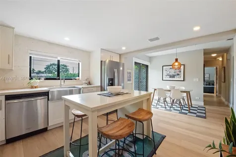281 Pocatella Street Miami Springs FL 33166