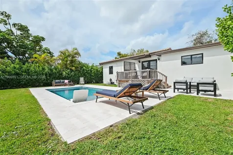 281 Pocatella Street Miami Springs FL 33166