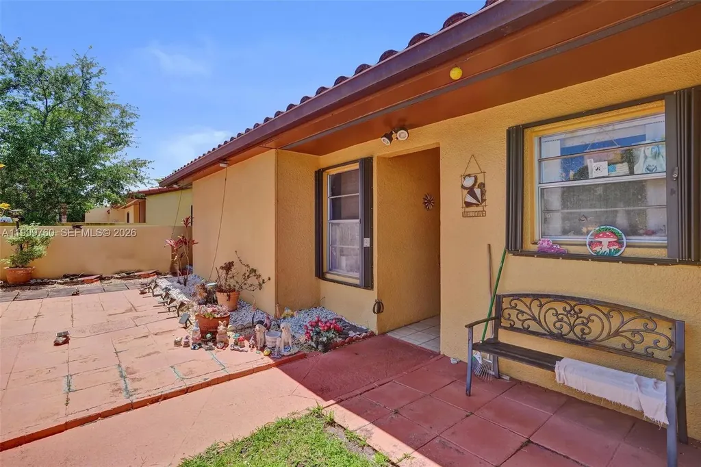 8618 SW 148th Place Miami FL 33193