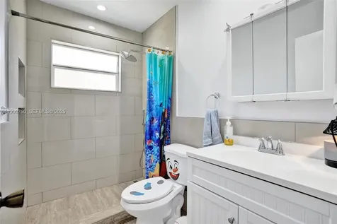 8618 SW 148th Place Miami FL 33193
