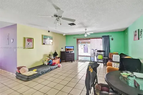 8618 SW 148th Place Miami FL 33193