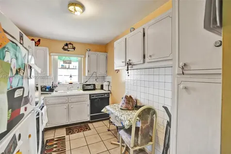 8618 SW 148th Place Miami FL 33193