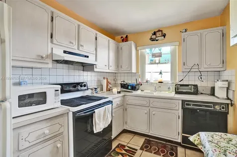 8618 SW 148th Place Miami FL 33193