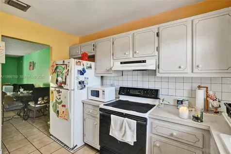 8618 SW 148th Place Miami FL 33193