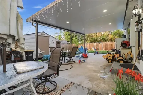 7551 Polk Street Hollywood FL 33024
