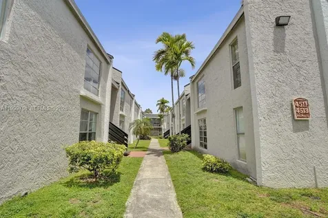 4511 Treehouse Lane Tamarac FL 33319