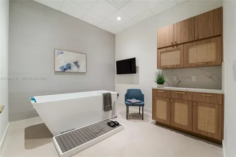 1340 S Dixie Highway Coral Gables FL 33146