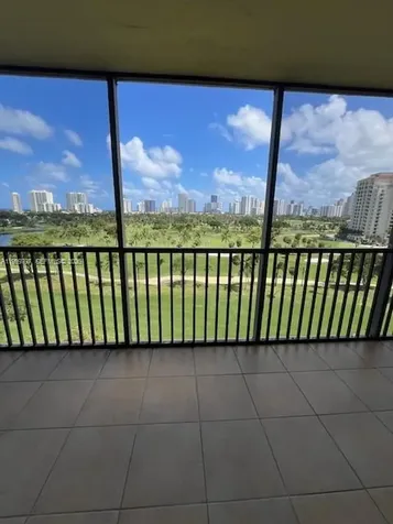 20335 W Country Club Drive Aventura FL 33180