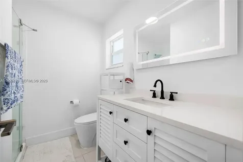 1086 NW 88th Way Plantation FL 33322
