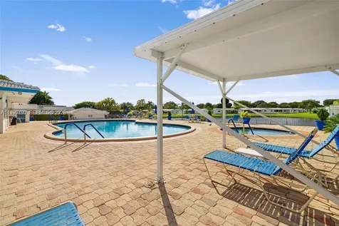 1086 NW 88th Way Plantation FL 33322