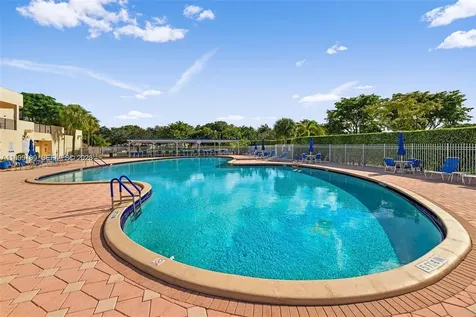 1086 NW 88th Way Plantation FL 33322