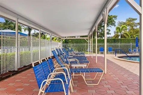 1086 NW 88th Way Plantation FL 33322