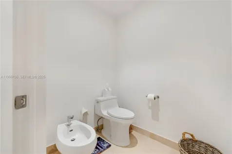 789 Crandon Boulevard Key Biscayne FL 33149