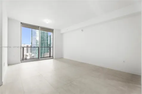 77 SE 5th Street Miami FL 33131