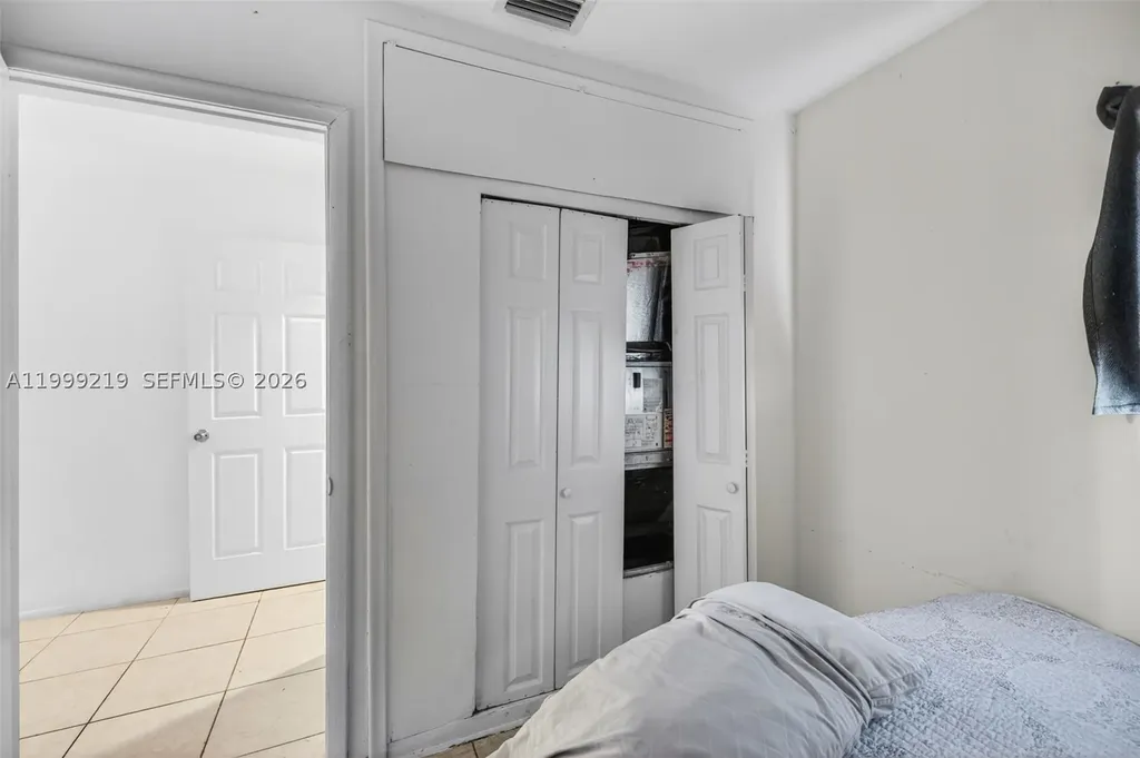 1619-1621 NW 8th Avenue Fort Lauderdale FL 33311