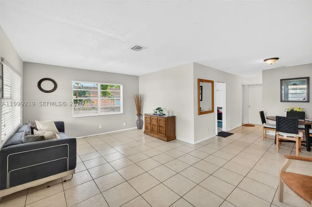 1619-1621 NW 8th Avenue Fort Lauderdale FL 33311