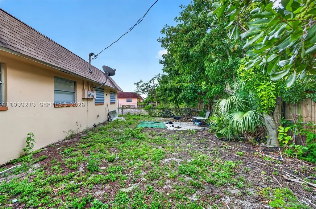 1619-1621 NW 8th Avenue Fort Lauderdale FL 33311