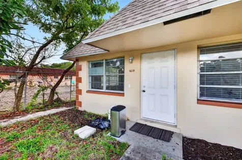 1619-1621 NW 8th Avenue Fort Lauderdale FL 33311