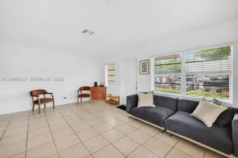 1619-1621 NW 8th Avenue Fort Lauderdale FL 33311