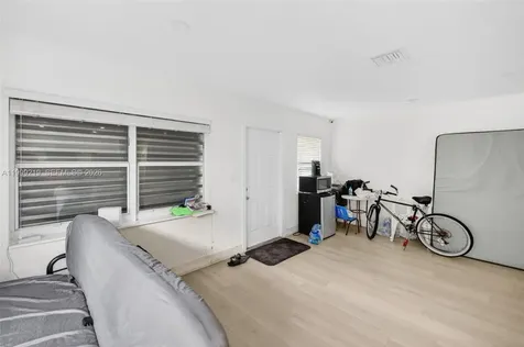 1619-1621 NW 8th Avenue Fort Lauderdale FL 33311