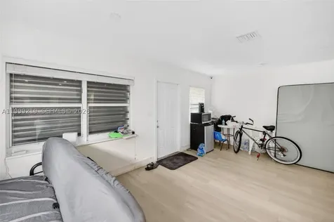1619-1621 NW 8th Avenue Fort Lauderdale FL 33311