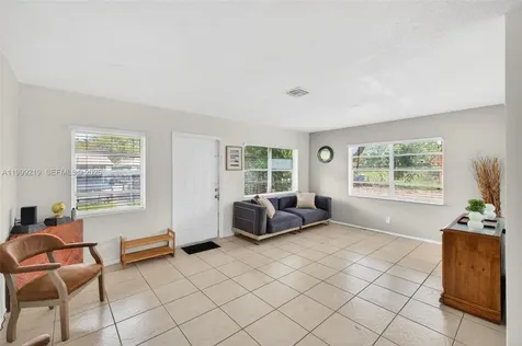 1619-1621 NW 8th Avenue Fort Lauderdale FL 33311
