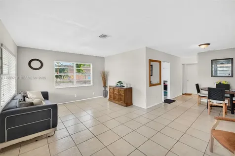 1619-1621 NW 8th Avenue Fort Lauderdale FL 33311