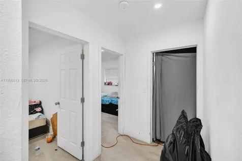 1619-1621 NW 8th Avenue Fort Lauderdale FL 33311