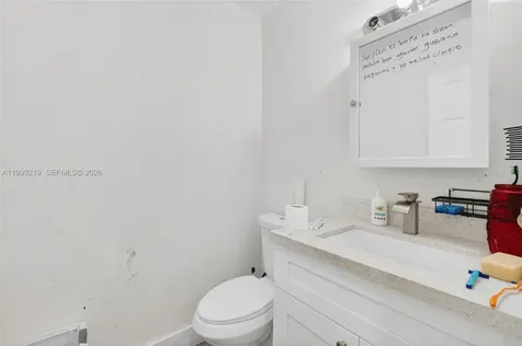 1619-1621 NW 8th Avenue Fort Lauderdale FL 33311