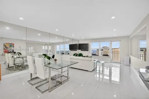 3000 E Sunrise Boulevard Fort Lauderdale FL 33304
