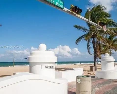 3000 E Sunrise Boulevard Fort Lauderdale FL 33304