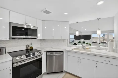 3000 E Sunrise Boulevard Fort Lauderdale FL 33304