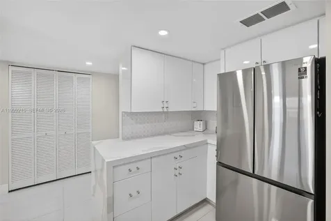 3000 E Sunrise Boulevard Fort Lauderdale FL 33304