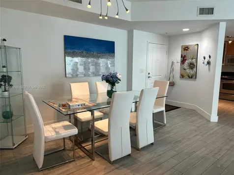 7900 Harbor Island Drive North Bay Village FL 33141