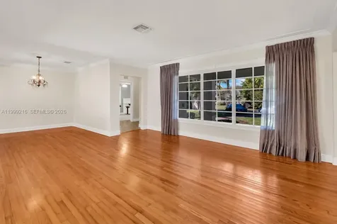 1160 NE 98th Street Miami Shores FL 33138