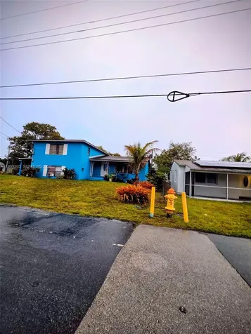 720 SW 7th Terrace Hallandale Beach FL 33009