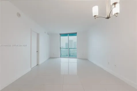 185 SW 7th Street Miami FL 33130