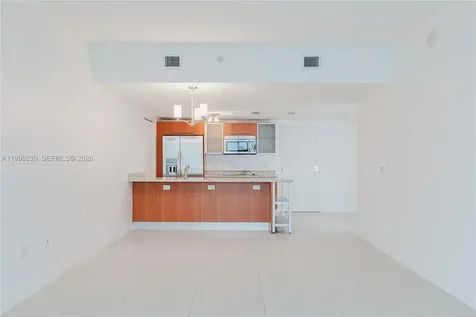 185 SW 7th Street Miami FL 33130