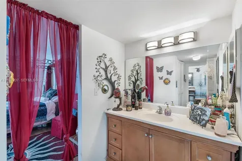 3475 N Country Club Drive Aventura FL 33180