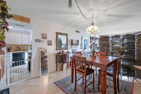 3475 N Country Club Drive Aventura FL 33180
