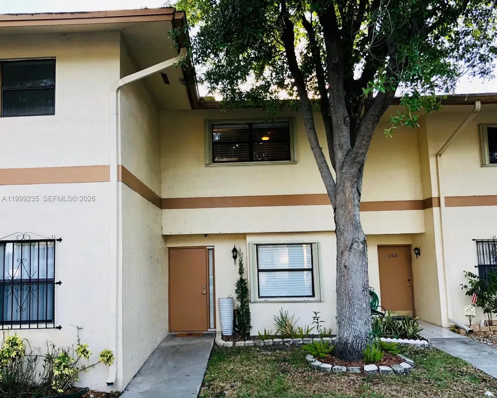 6660 SW 130th Avenue Miami FL 33183