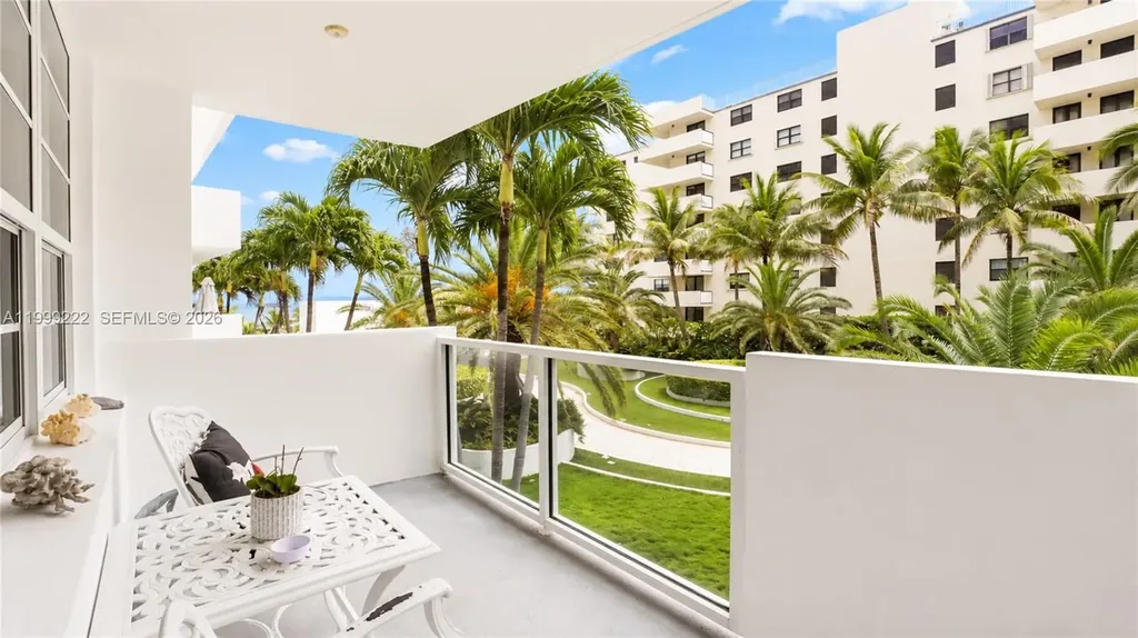 100 Lincoln Road Miami Beach FL 33139