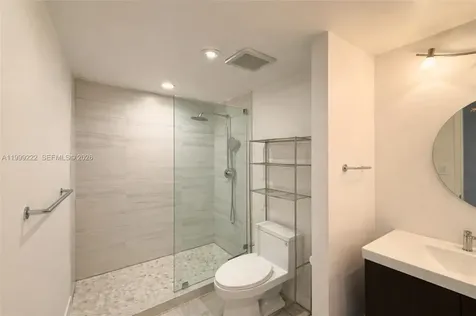 100 Lincoln Road Miami Beach FL 33139