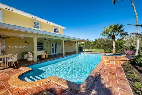 Pinecrest FL 33156