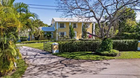 Pinecrest FL 33156