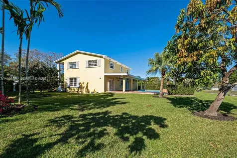 Pinecrest FL 33156