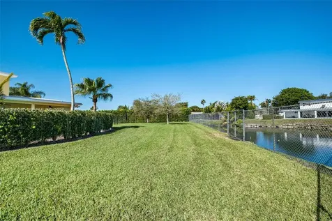 Pinecrest FL 33156