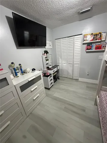 6878 NW 173 Drive Hialeah FL 33015