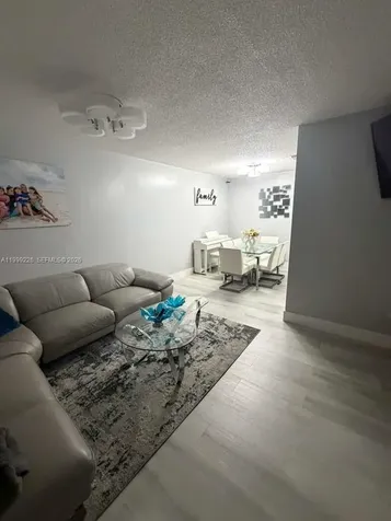 6878 NW 173 Drive Hialeah FL 33015